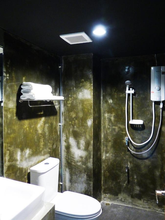 B Arch House Hotel And Cafe Ll No Parking Ll Chiang Mai Exteriör bild