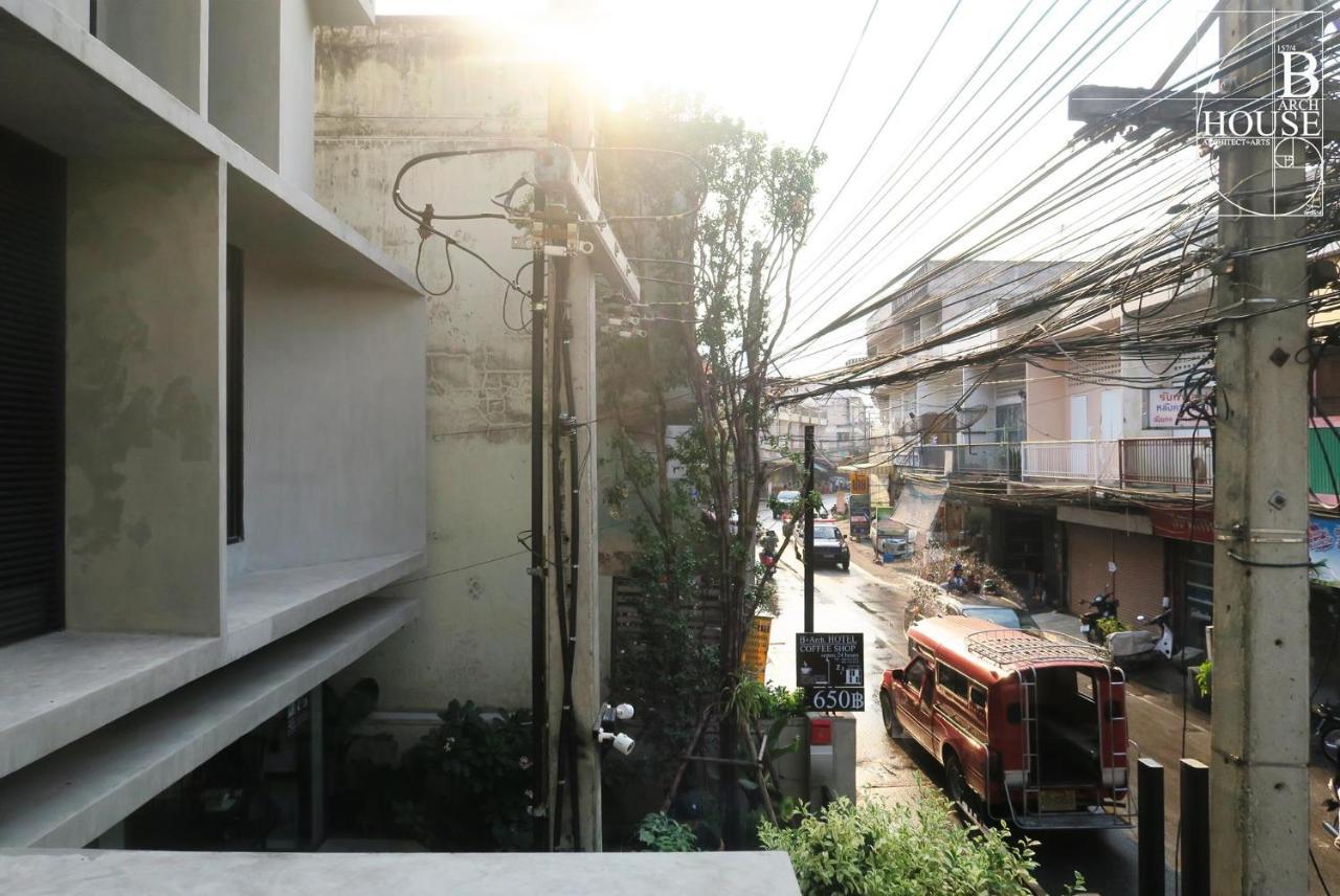 B Arch House Hotel And Cafe Ll No Parking Ll Chiang Mai Exteriör bild